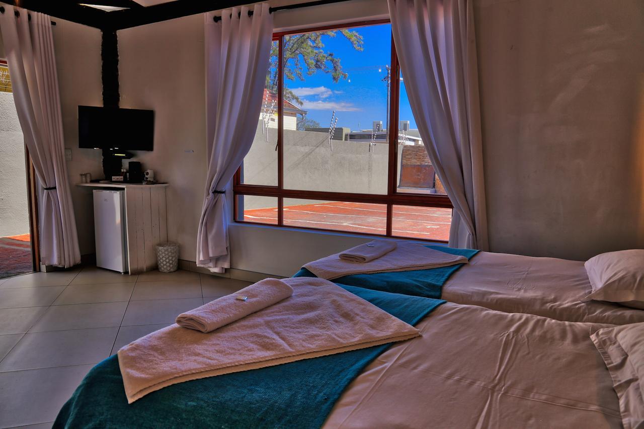 Windhoek Gardens Boutique Hotel Zewnętrze zdjęcie